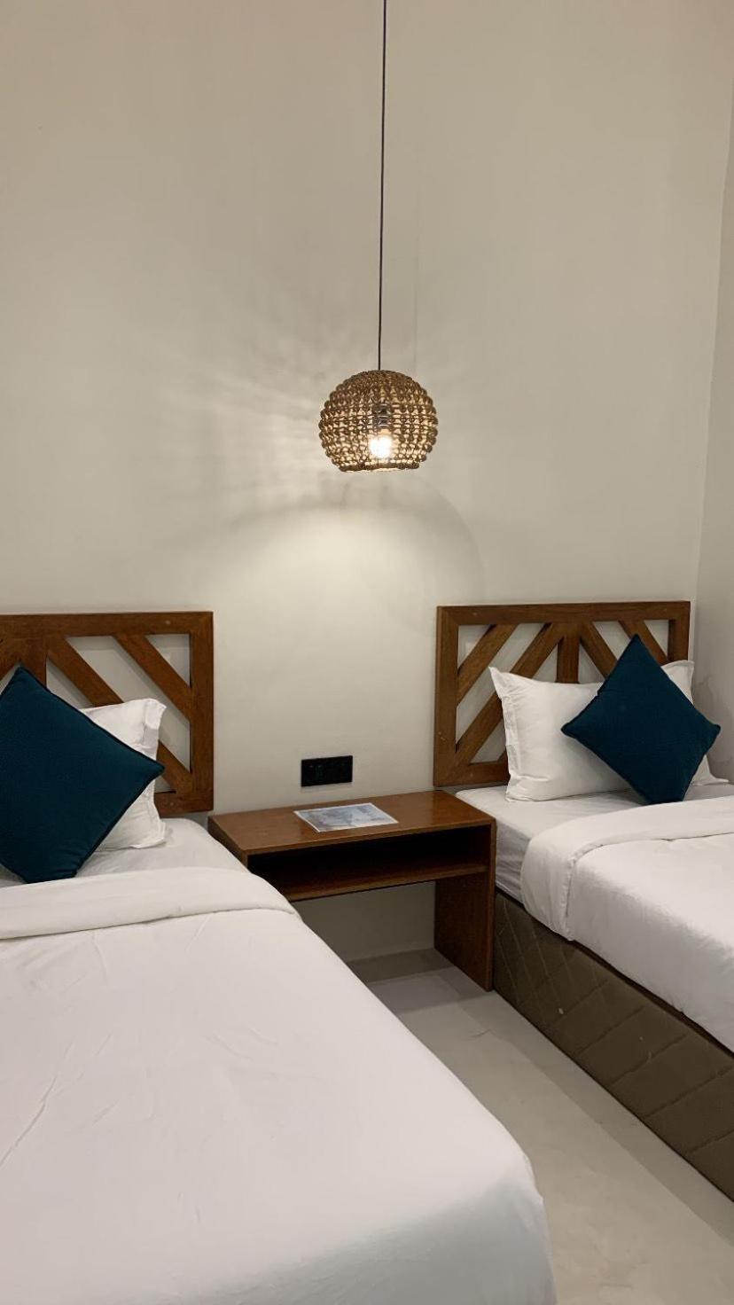 Bahandi Hotel ゼネラル・ルナ エクステリア 写真